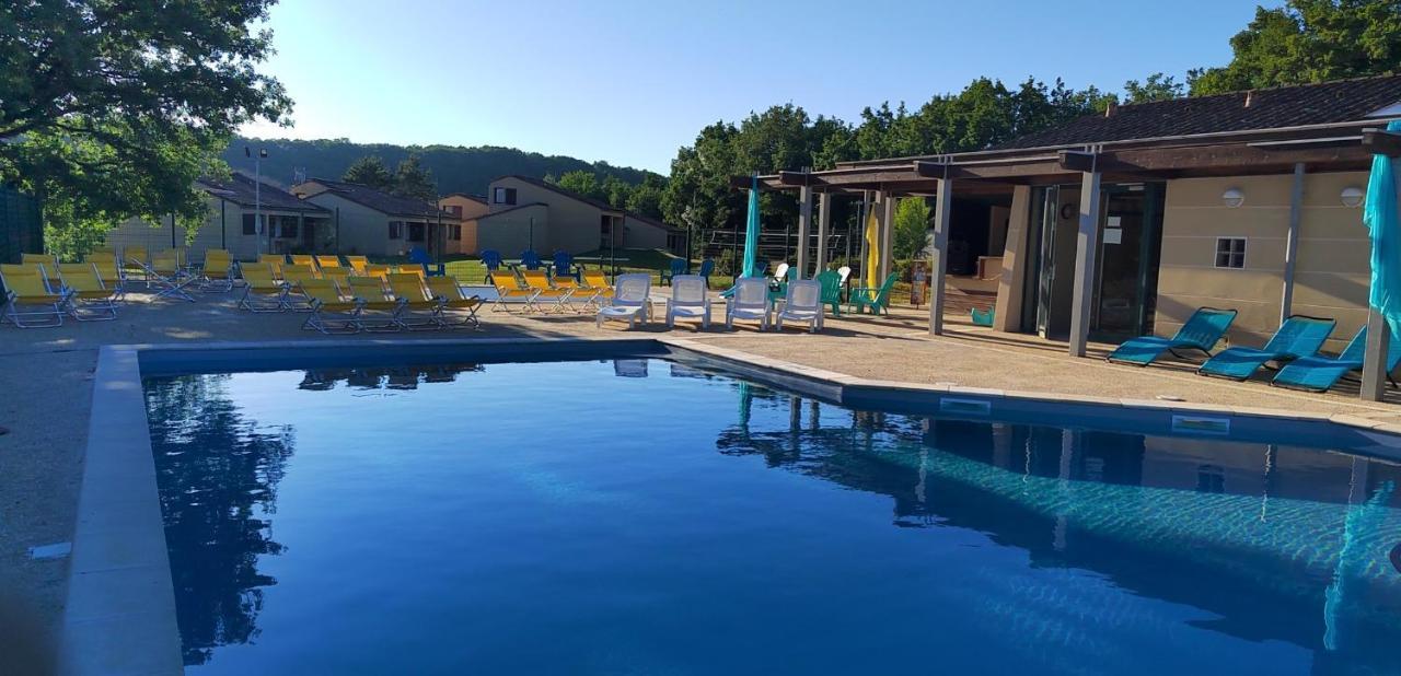 Village Bord De Ciel Caylus Экстерьер фото
