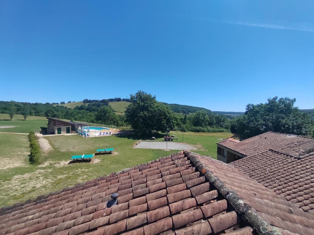 Village Bord De Ciel Caylus Экстерьер фото