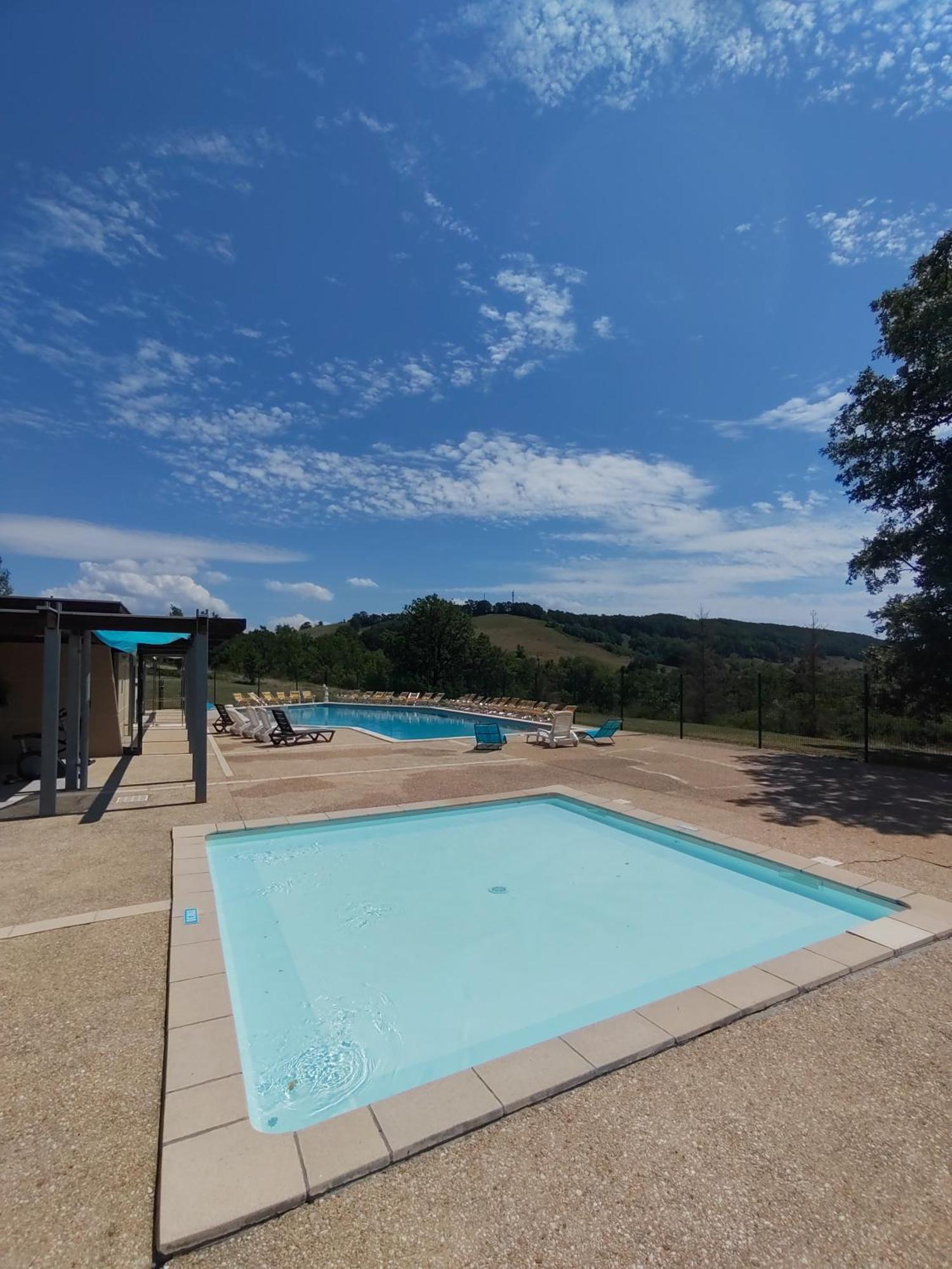 Village Bord De Ciel Caylus Экстерьер фото